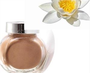 सफेद पानी लिली निकालें